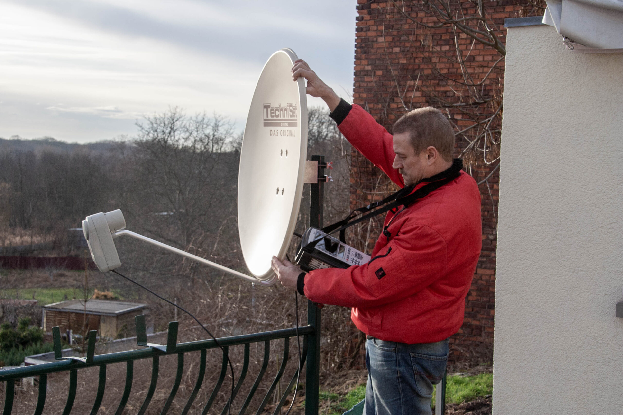 Satantenne einrichten